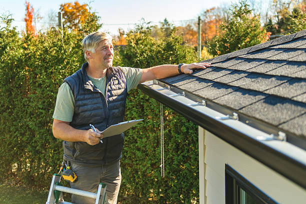 Professional Roofing technician working in Houston, MS